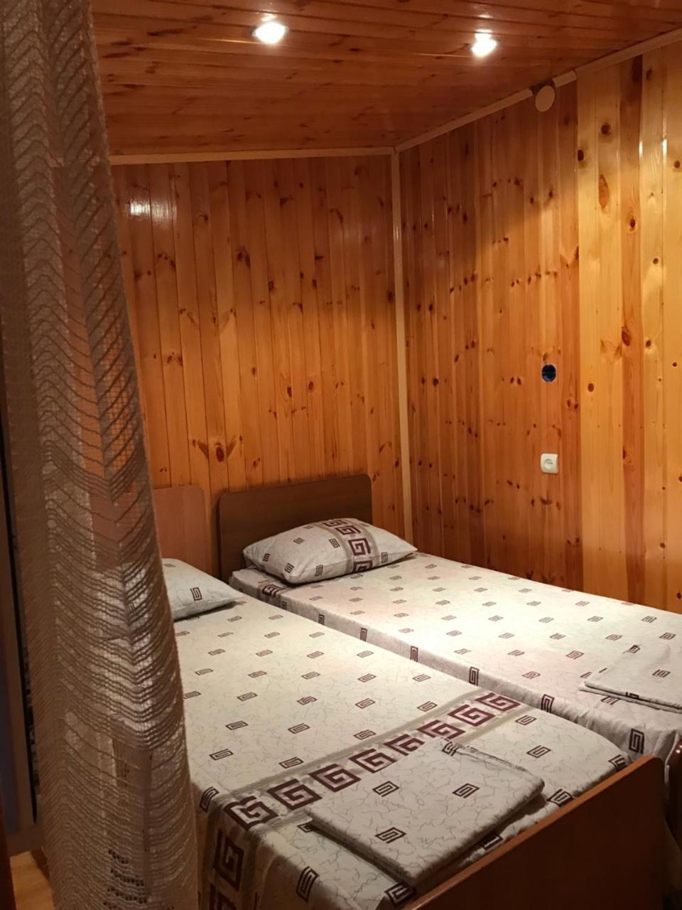 فندق غاغرافي  Гостевой Дом С Садом المظهر الخارجي الصورة